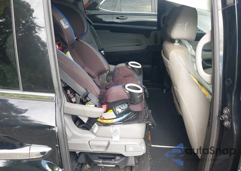 2018 Honda Odyssey Elite from USA, damaged, VIN 5FNRL6H94JB026298